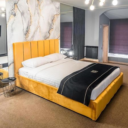 Rich Boutique-Hotel วินนิตซา ภายนอก รูปภาพ