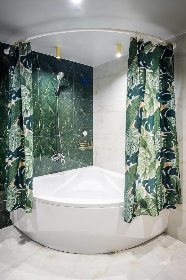 Rich Boutique-Hotel วินนิตซา ภายนอก รูปภาพ